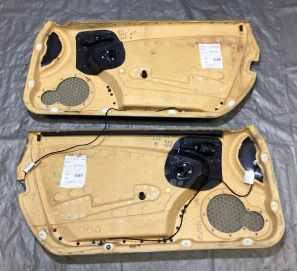 2005-2006 Mercedes Benz SLK R171 Door Panels / Pair / Beige / SK208 - Image 12
