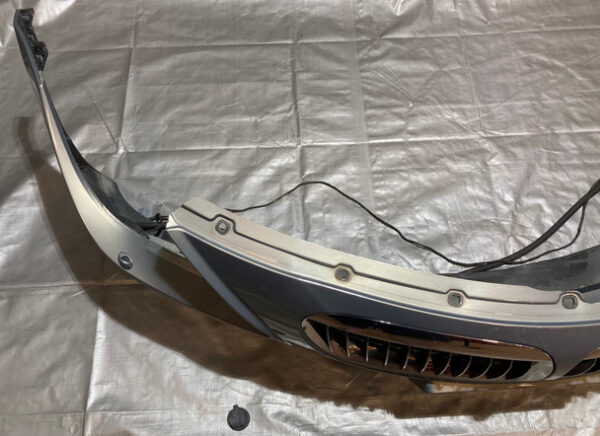 Buy 2006-2007 E63 E64 BMW M6 Front Bumper Cover w/ Grilles / PDC / M6005 - Image 11