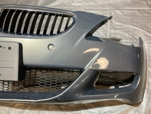 Buy 2006-2007 E63 E64 BMW M6 Front Bumper Cover w/ Grilles / PDC / M6005 - Image 4