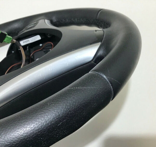 2008-2013 BMW 128i 135i Black Leather Steering Wheel / OEM / B1002