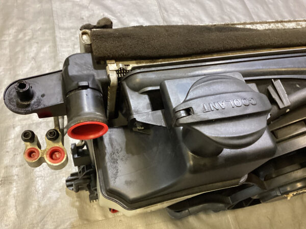 2010-2012 Hyundai Genesis Coupe 2.0T Radiator w/ Cooling Fan / Intercooler / 77K HG031 - Image 3