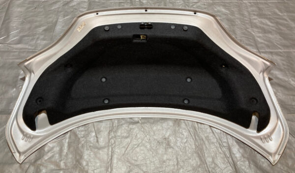 2010-2016 Hyundai Genesis Coupe 2.0T Trunk Lid w/ Lip Spoiler / Silverstone Metallic HG031 - Image 10
