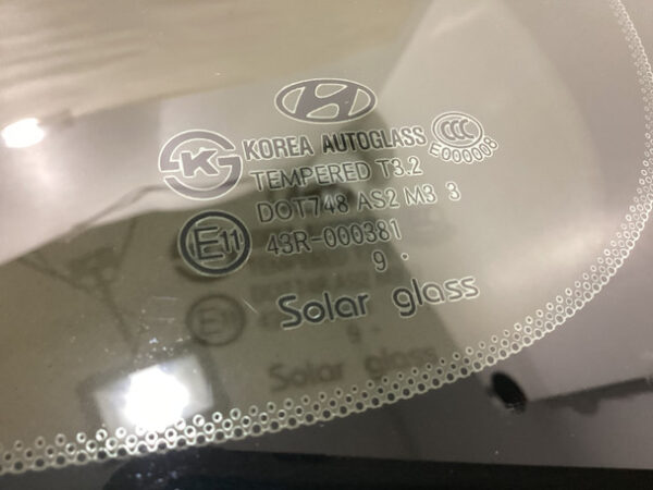 2010-2016 Hyundai Genesis Coupe Passenger Rear Quarter Glass Panel / OEM / HG031 - Image 2