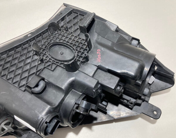 2013-2016 Hyundai Genesis Coupe Driver Side Halogen Headlight / OEM / HG030 - Image 3