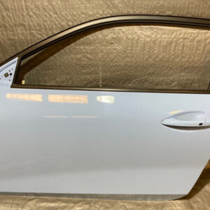 2019-2022 Hyundai Veloster Driver Side Door Assembly