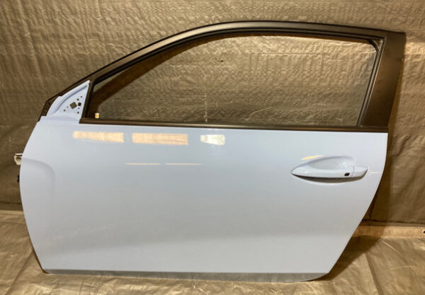 2019-2022 Hyundai Veloster Driver Side Door Assembly
