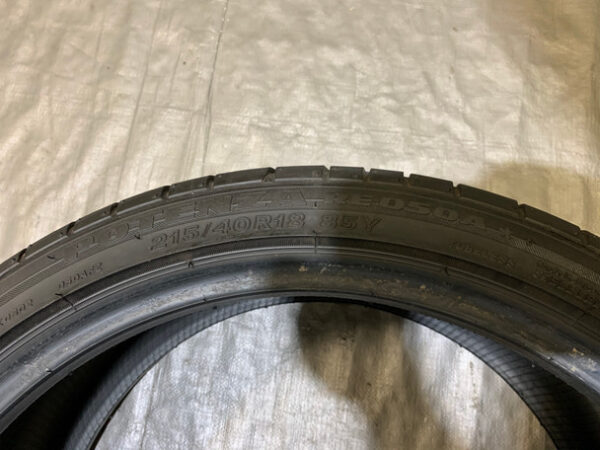 Single 215/40R18 Bridgestone Potenza RE050A RFT Runflat Tire / USED / B1003 - Image 5