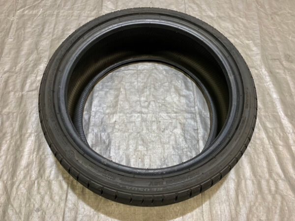 Single 215/40R18 Bridgestone Potenza RE050A RFT Runflat Tire / USED / B1003 - Image 8