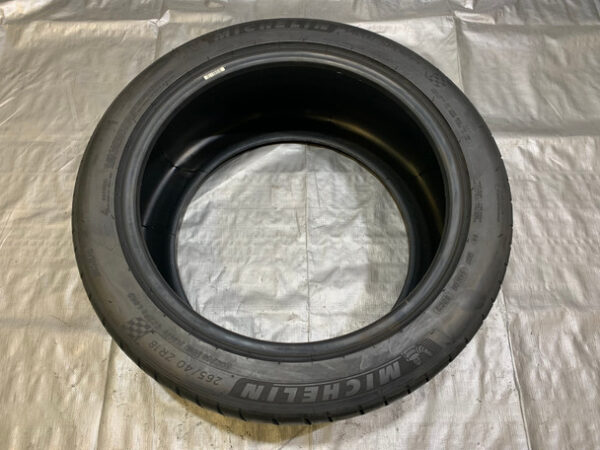 Single 265/40/18 Michelin Pilot Sport 4S Tire / BC019 - Image 6